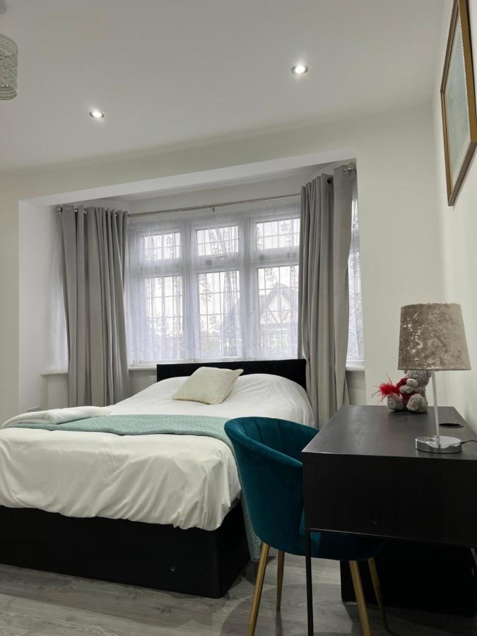 Starlet Property Wanstead Exterior photo