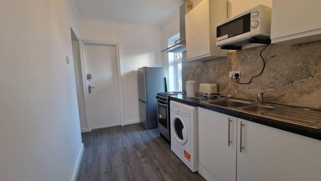 Starlet Property Wanstead Exterior photo