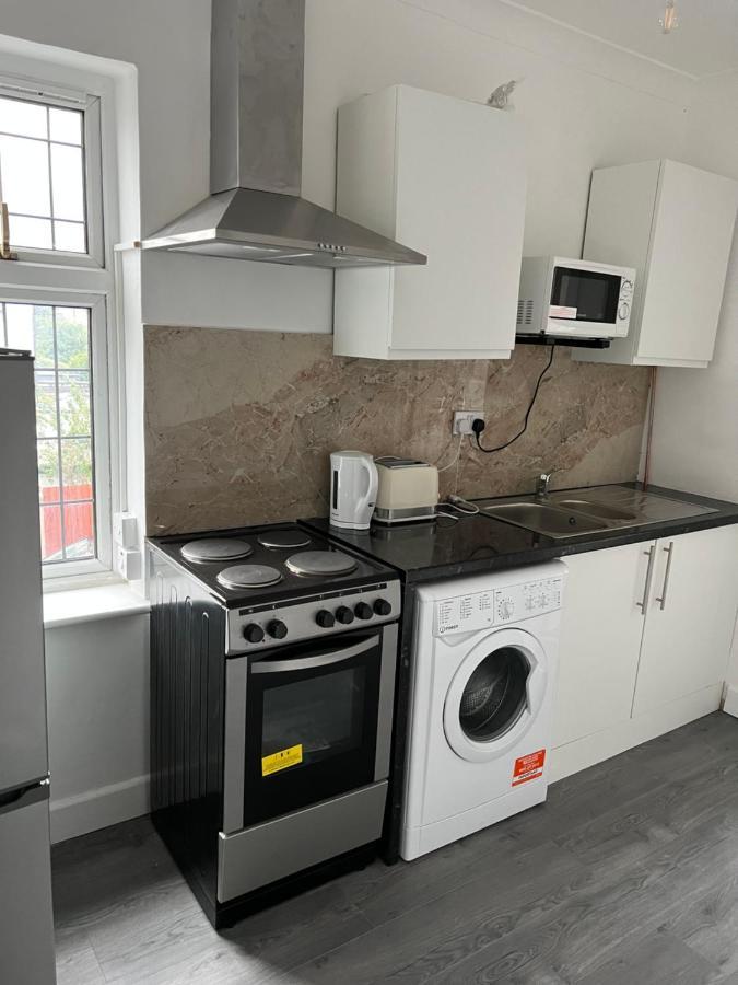 Starlet Property Wanstead Exterior photo