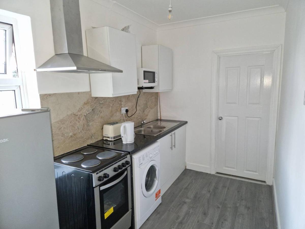Starlet Property Wanstead Exterior photo