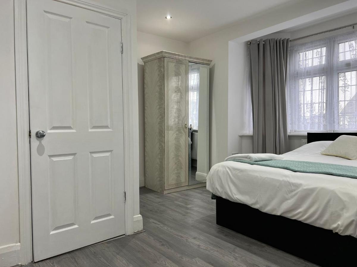 Starlet Property Wanstead Exterior photo