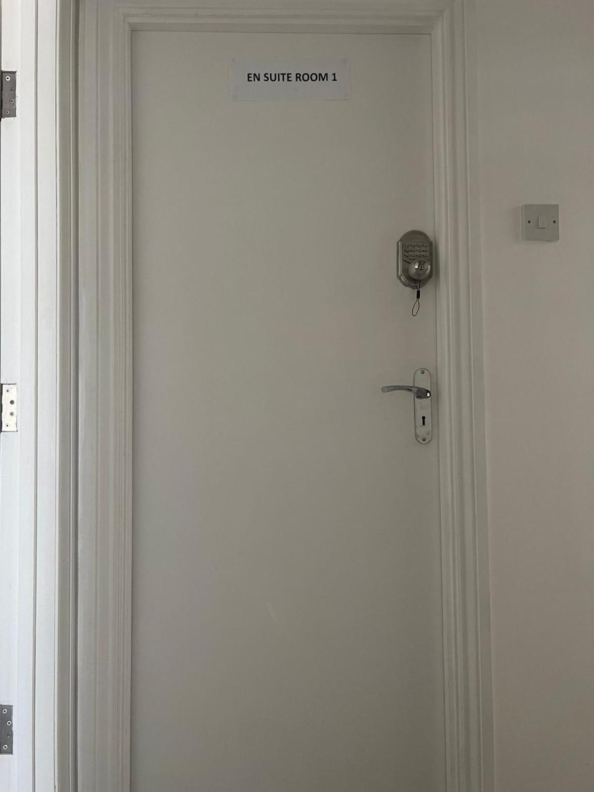 Starlet Property Wanstead Exterior photo